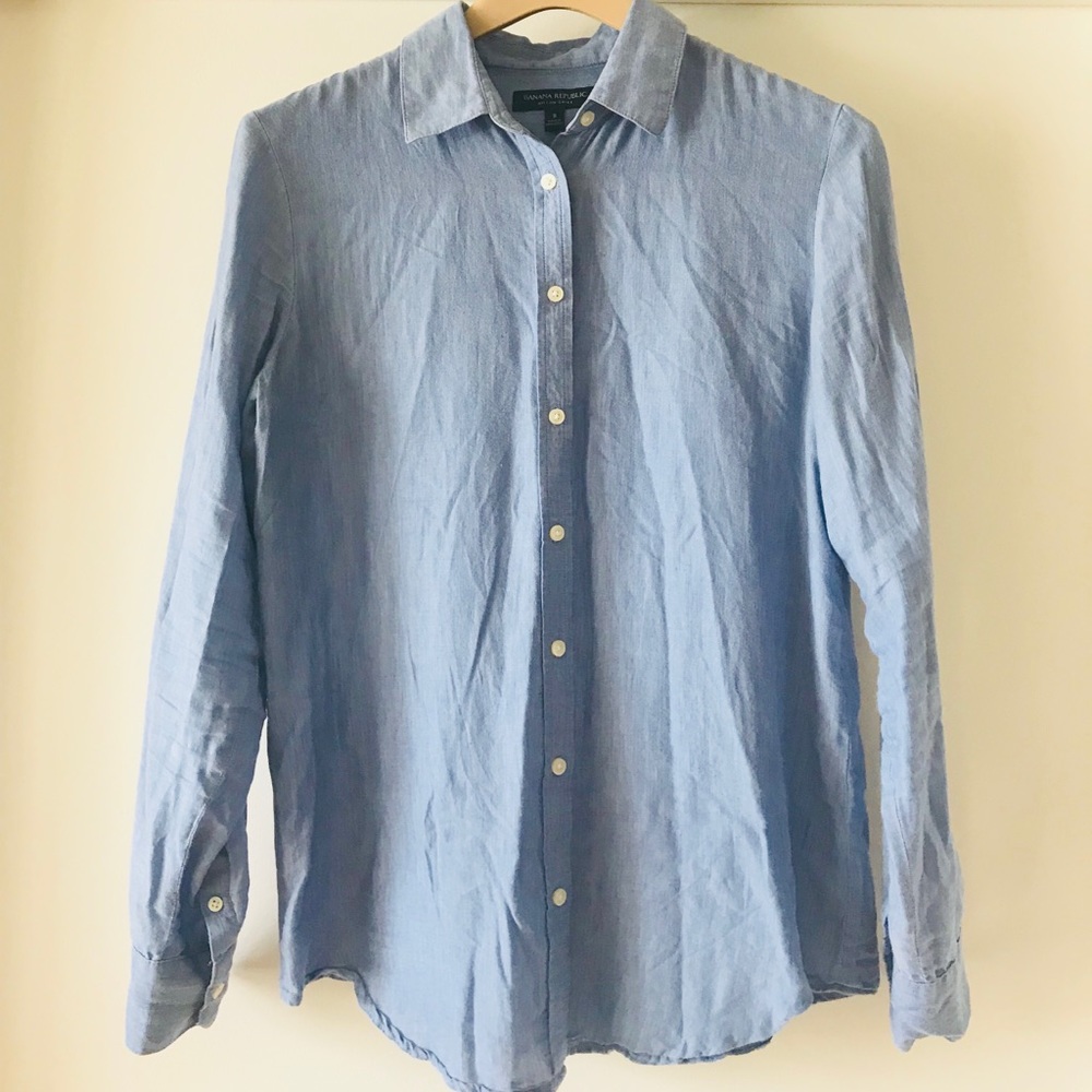 PRICE DROP! Banana Republic Blue Button-Down